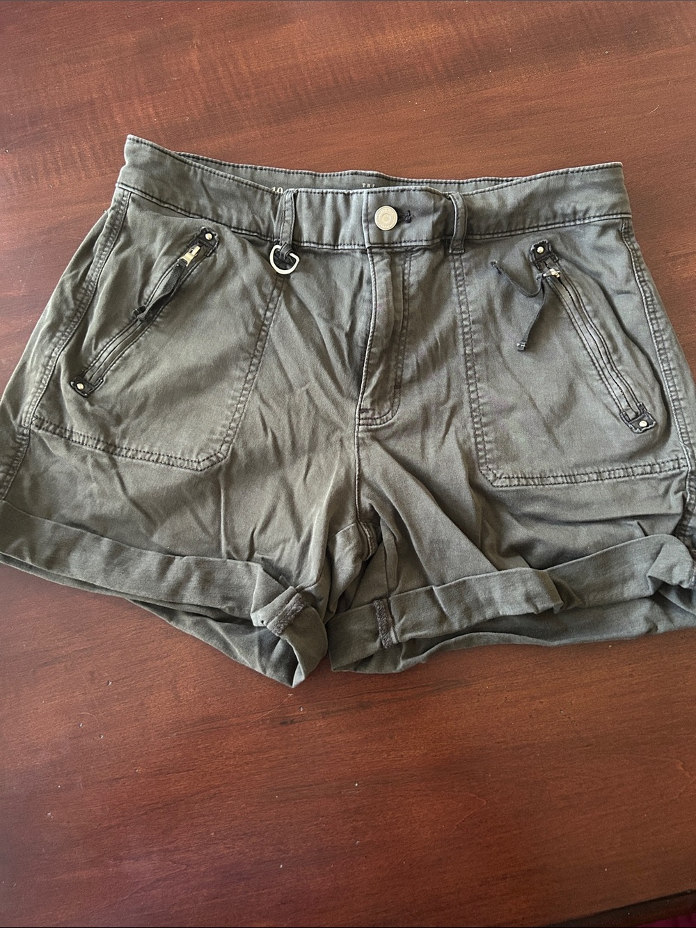 White House Black Market Olive Utility Cargo Roll-Cuff Shorts